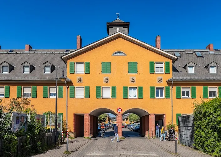B.V.S GmbH