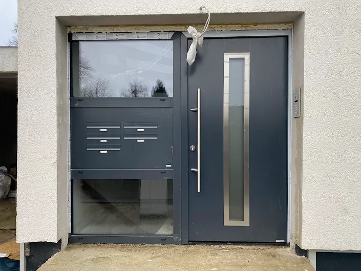 Schlüsseldienst Sicherheitstechnik Fensterbau Haustüren Schuhmacherei Köln Nippes Schuhreparatur