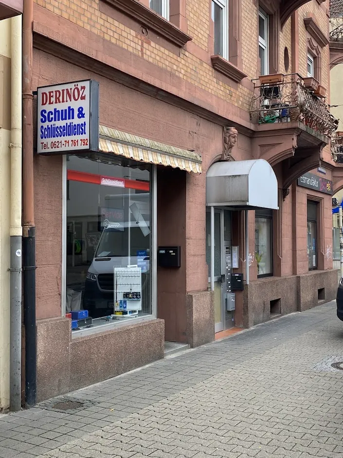 Schuh – Schlüsseldienst Derinöz