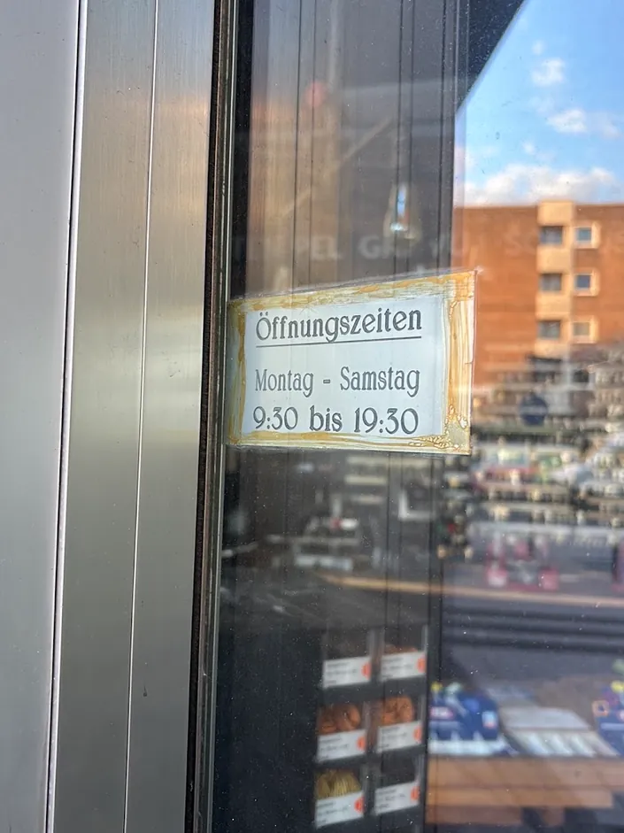 Service Punkt Schuh-/ Schlüsseldienst und Ballons