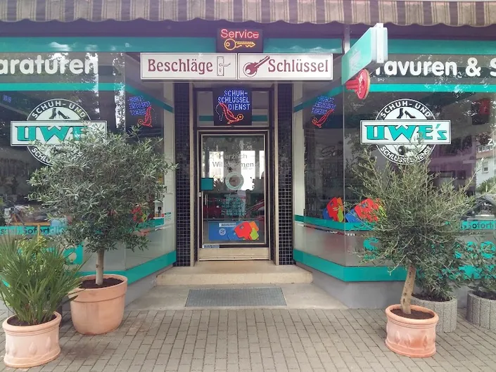 Uwe’s